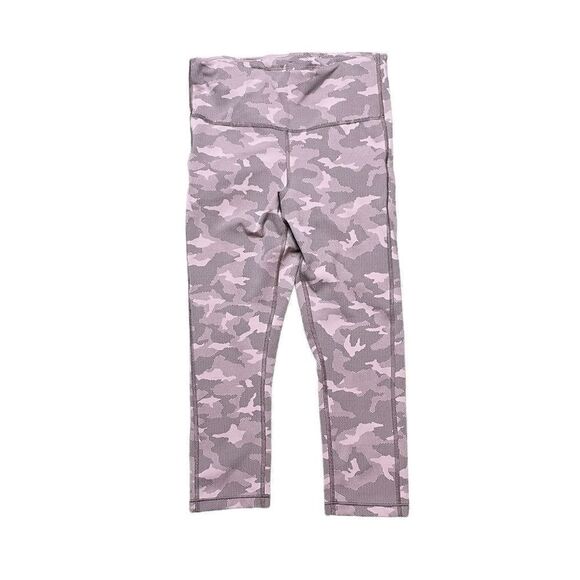 ATHLETA Ultimate Stash Pocket Texture Camo Capri Pink Size Medium - Picture 2 of 13